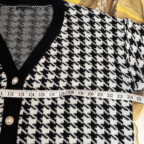 Cardigan 🆕 black white knit 5 buttons sweater v-neck oversized hip length - Picture 12 of 17